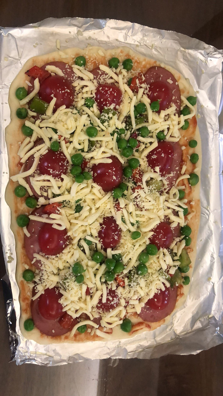 香肠pizza的做法