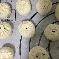 萝卜韭菜肉丁包的做法图解12