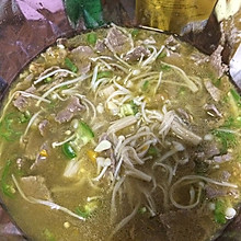 酸汤肥牛