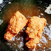 #皮脆肉嫩会爆汁的#【酥皮炸鸡腿】的做法图解8