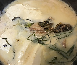 昂子鱼豆腐汤的做法