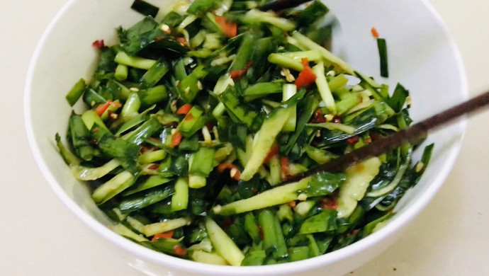 你吃过“生拌”的韭菜吗？