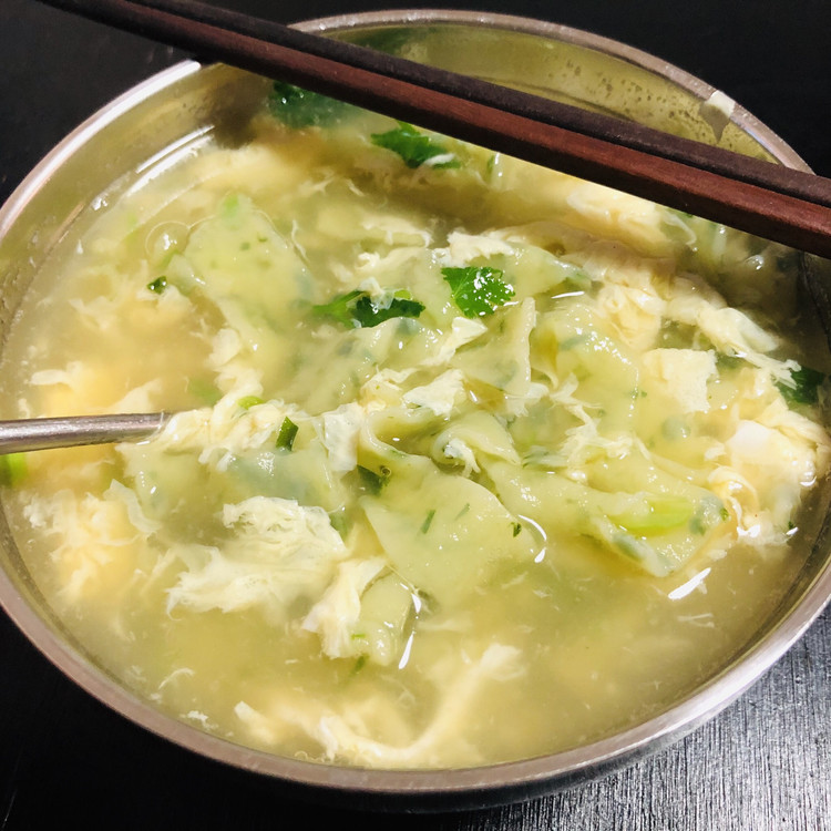 韭菜鸡蛋面的做法