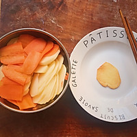 麻辣香锅—巴沙鱼的做法图解1