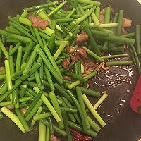 蒜苔炒肉的做法图解6