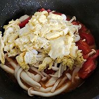 #轻食季怎么吃#巨好吃的番茄海鲜菇炒蛋 | 清爽低脂零失败！的做法图解7