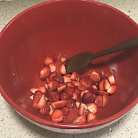 自制草莓果酱的做法图解4