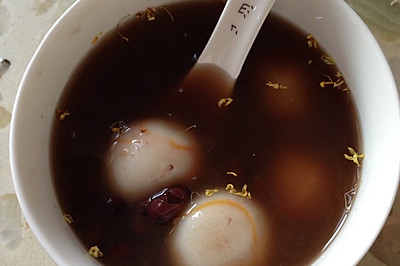 桂花红豆甜汤