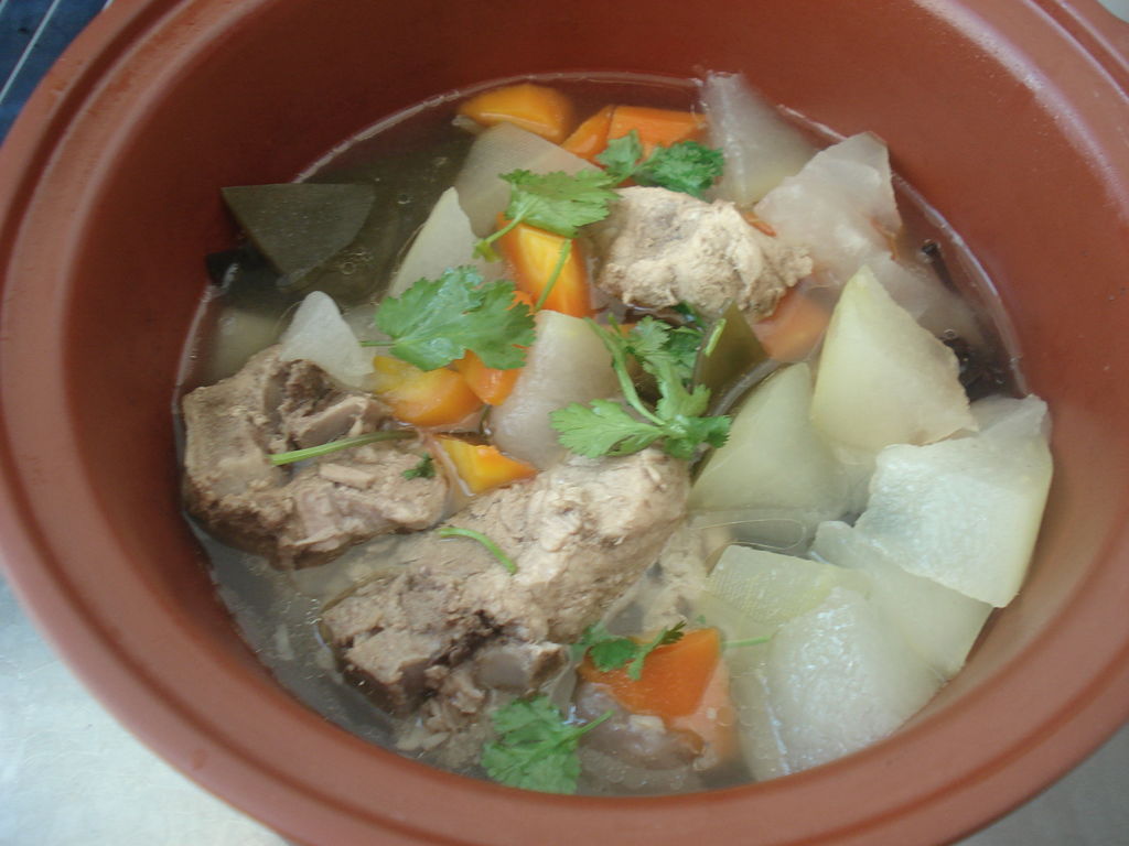韩式土豆脊骨汤怎么做_韩式土豆脊骨汤的做法_豆果美食