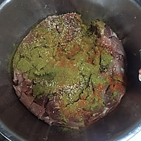 孜然肉片的做法图解2