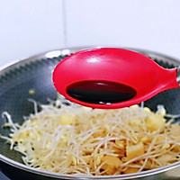 #我们约饭吧#黄豆芽青椒炒油泡的做法图解7