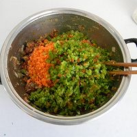 青椒猪肉水煎包——利仁电火锅试用菜谱的做法图解6