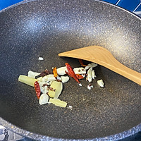 无敌好吃下饭的红烧带鱼的做法图解7
