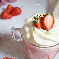 酸酸甜甜的奶盖草莓酸奶 宝宝喜欢的天然健康饮品下午茶的做法图解9