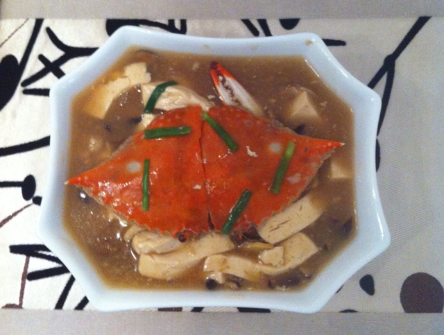 Stewed tofu with crab