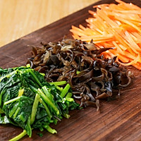 #321沙拉日#彩虹蔬菜包的做法图解1