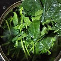 开胃小菜凉拌麻汁菠菜#黑人牙膏一招致胜#的做法图解1