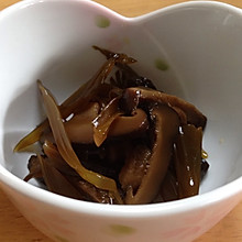 海裙菜煮香菇（茎わかめと干し椎茸の佃煮)