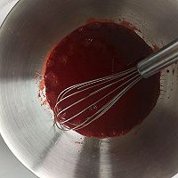 #爱好组-低筋复赛#红丝绒草莓蛋糕的做法图解4