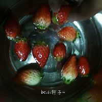 （春之韵）草莓盆栽的做法图解1
