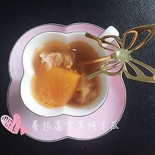 蔓越莓雪耳炖木瓜