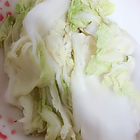 白菜炒木耳的做法图解1