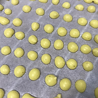 蛋黄溶豆 简易版的做法图解6