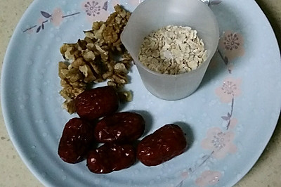 燕麦红枣核桃露