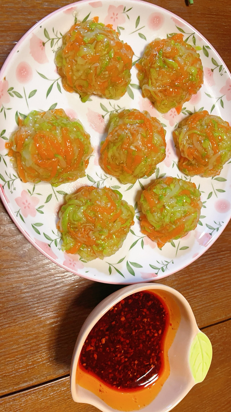减脂期也可以轻松吃的水晶菜丸子的做法