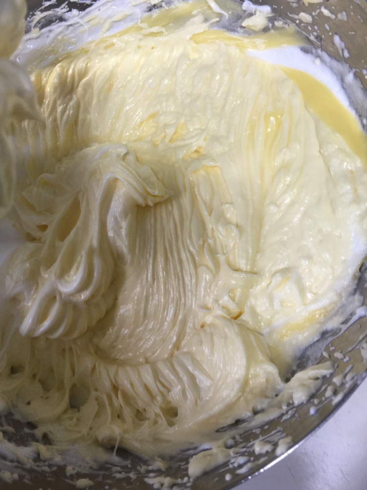 第一次用奶油霜做可以吃的多肉植物的做法图解5