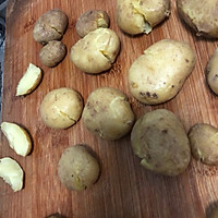 孜然香煎小土豆的做法图解3