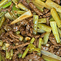 #解锁山姆牛肉的秘密#黑椒牛肉芹菜的做法图解7