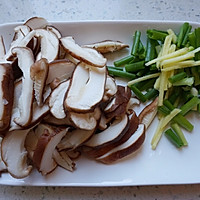 海米香菇焖饭#美的初心电饭煲#的做法图解2