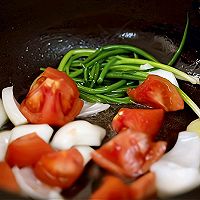 番茄土豆炖牛腩#打工人的健康餐#的做法图解4