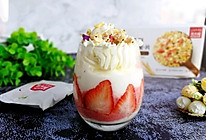 草莓酸奶思慕雪的做法