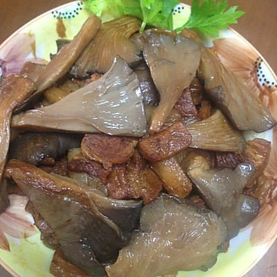 蘑菇炒肉