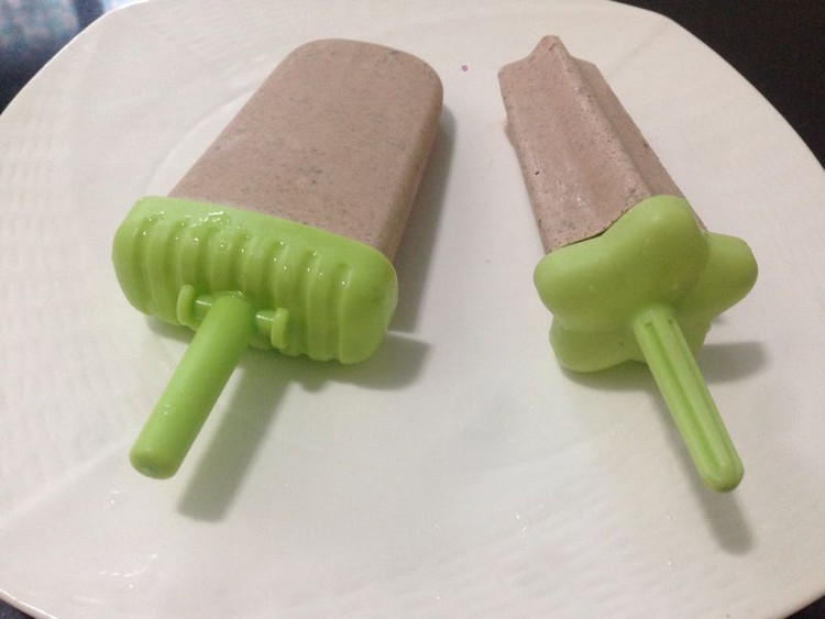 奥利奥牛奶雪糕的做法