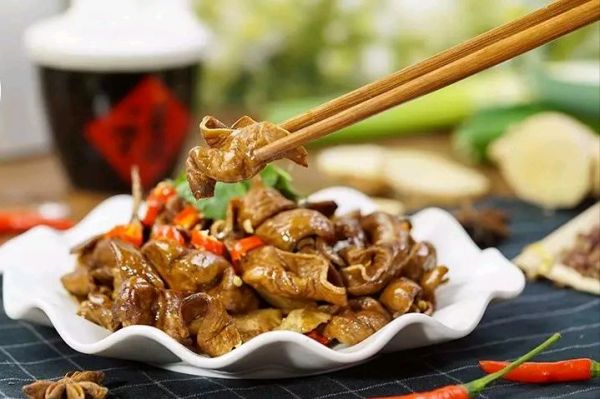 电饭煲香卤肥肠