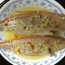 蒜蓉蒸红衫魚
