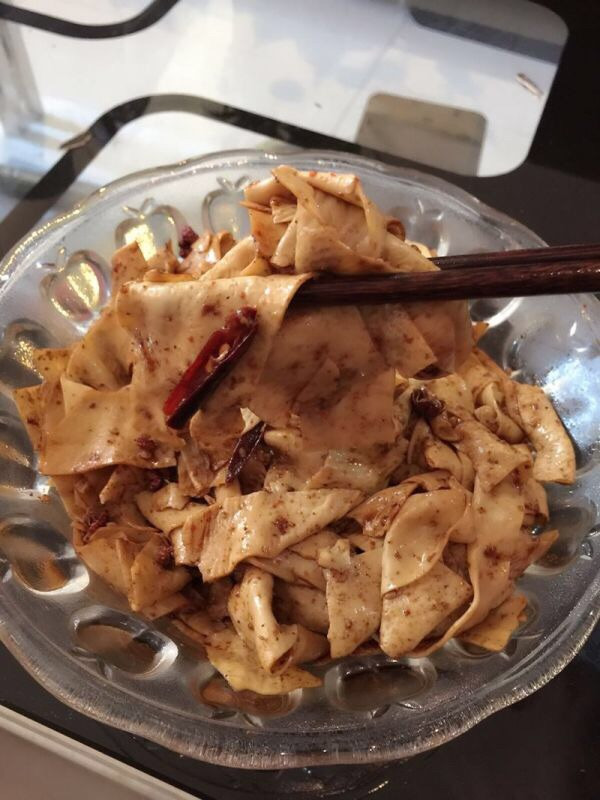麻辣豆皮（辣条）的做法