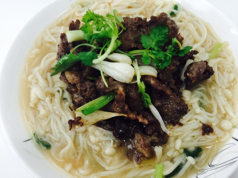 香煎牛肉烩金针菇的做法图解12
