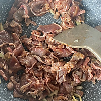 小炒嫩牛肉的做法图解1