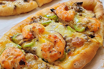 自制披萨超松软蒜香奶油虾船形披萨