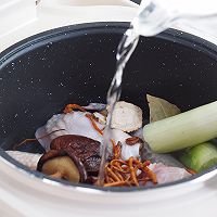 菌菇鸡汤的做法图解4