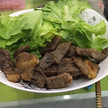 减肥餐之生菜煎牛肉