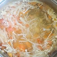 金针菇豆腐汤的做法图解2