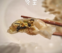 丝瓜虾仁鸡蛋馅饺子的做法