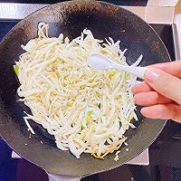 #轻食季怎么吃#醋溜白菜丝的做法图解9