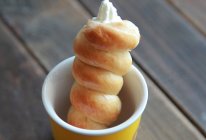深受小朋友欢迎的螺旋面包奶油卷#九阳烘焙剧场#的做法