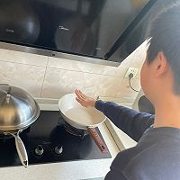 快手早餐：全营养鸡蛋卷饼—手抓饼版的做法图解1